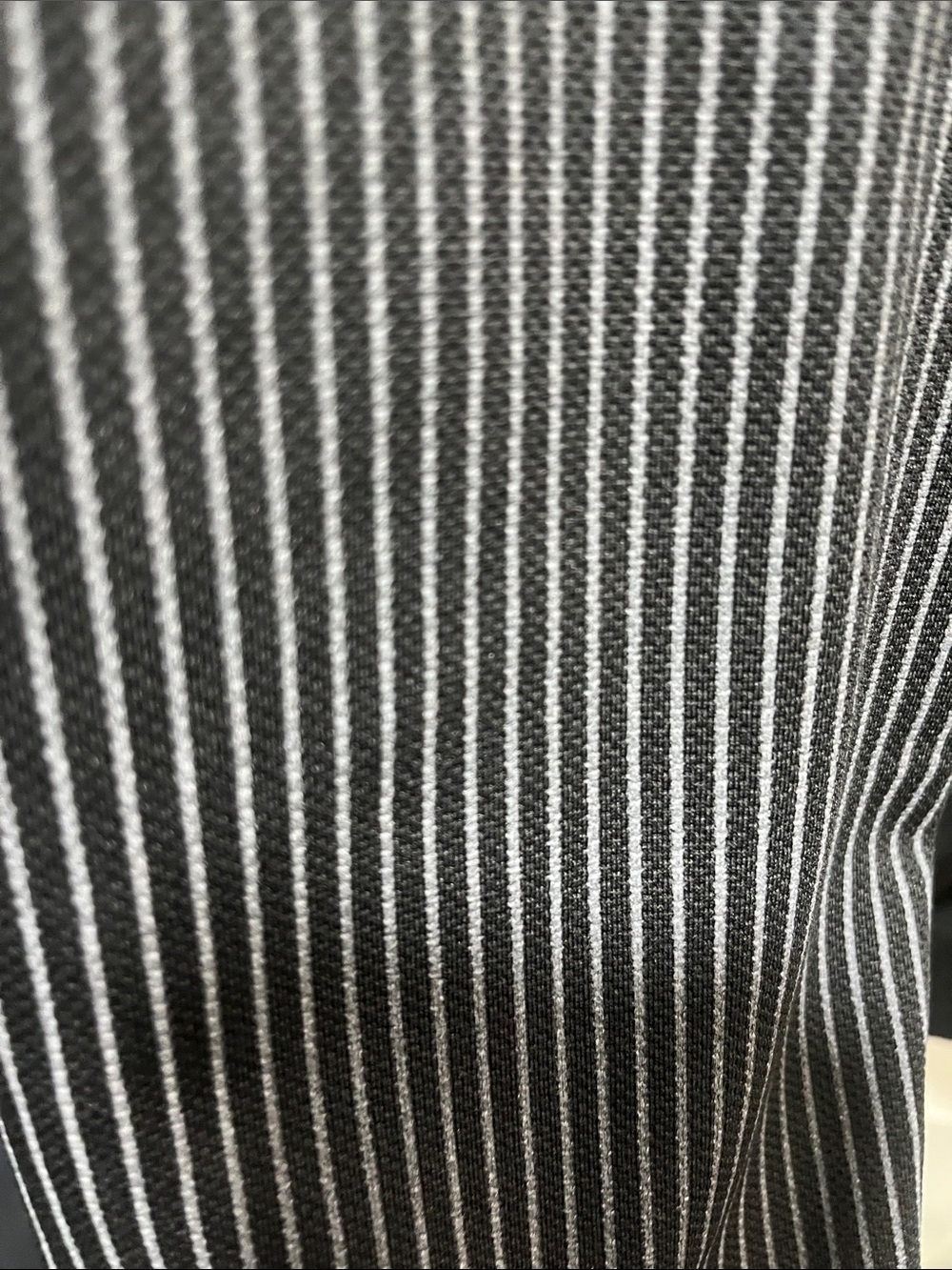 Preowned Men's Black Long-Sleeve Oxford Polo Button Up . - Picture 6 of 9